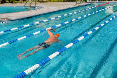 4 Things to Try at Your Local Health Club’s Pool