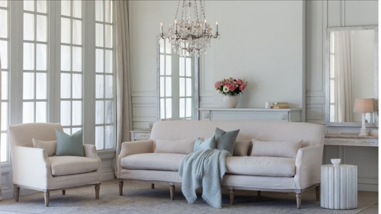 What a Vintage Velvet Sofa Can Do for Your Home's Decor