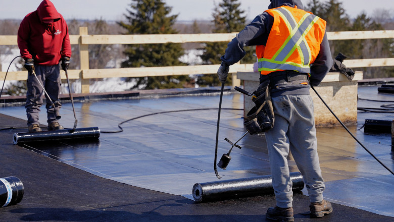 What Type of Adhesive Is Best for Commercial Roof Repair?