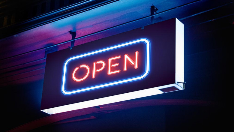 Why Choose illuminated Signage for Your Business | VIC Signs