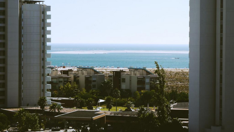 strategies to find an automobile storage heart before shipping and delivery your car overseas