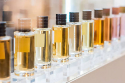 The Best Places to Order Perfume Samples and Decants