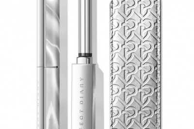 When I first used perfect diary mascara, my friends began to ask me what was on my eyelashes