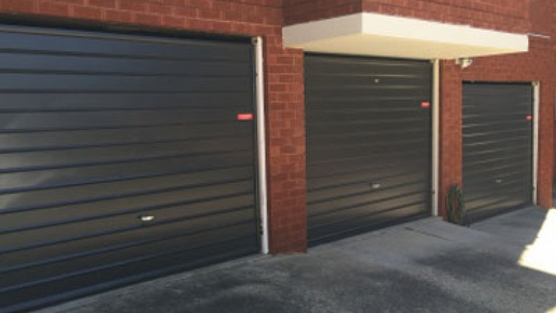 Signs that will compel you to opt for garage door repairs