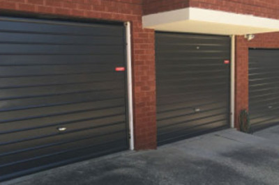 Signs that will compel you to opt for garage door repairs