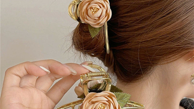 3 tips to determine value of costume jewelry