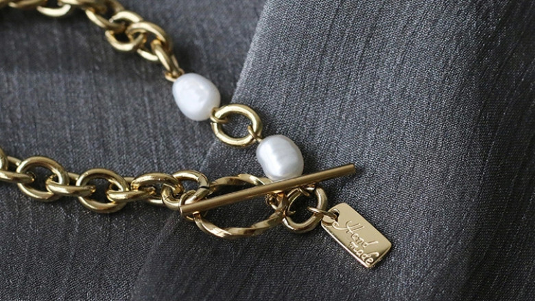 7 NECESSARY STEPS FOR LAUNCHING A WHOLESALE JEWELRY BUSINESS ONLINE