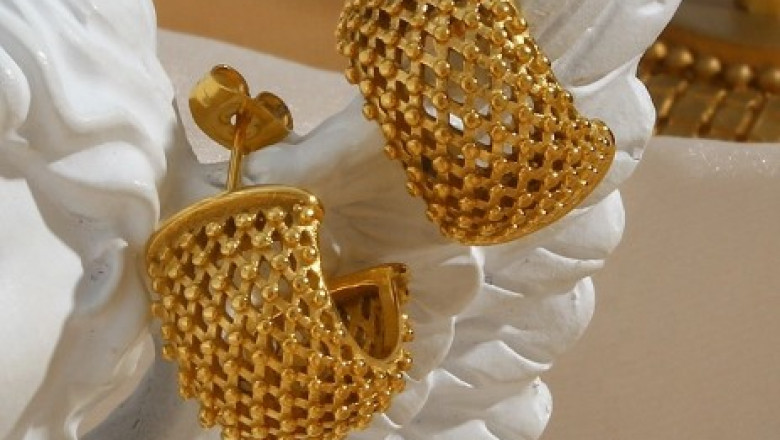 Every piece of jewelry makes your dreams come true!