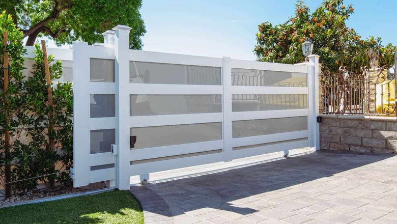 Top 3 Reasons Why Vinyl Gates Are Built to Last