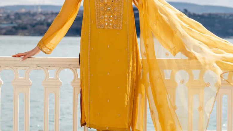 Women Clothing Brands Online in Pakistan | Hand Bags for Girls | Chinyere