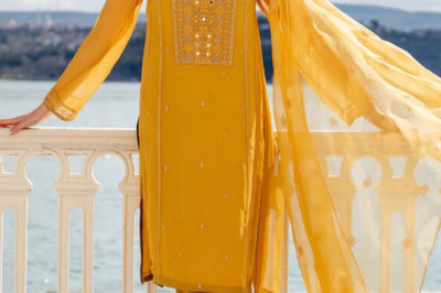 Women Clothing Brands Online in Pakistan | Hand Bags for Girls | Chinyere