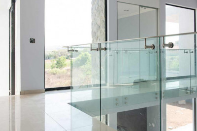 Frameless Glass Pool Fence - Clear Brilliance