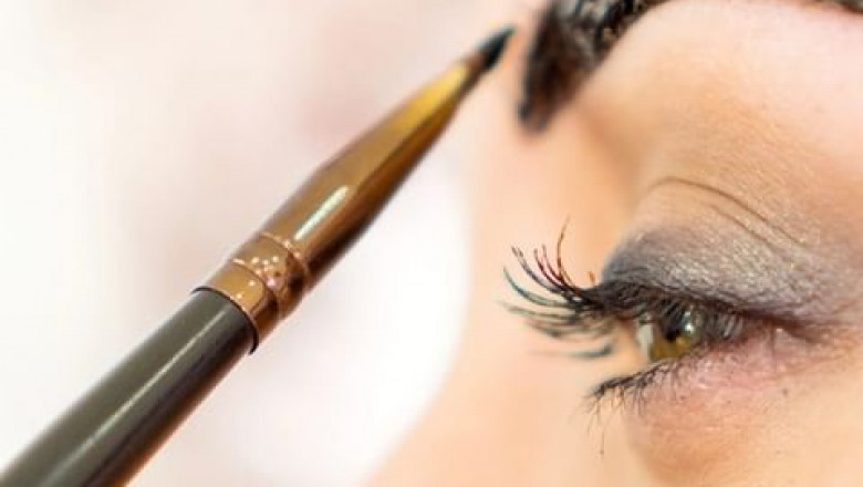 Eyebrow tint near me