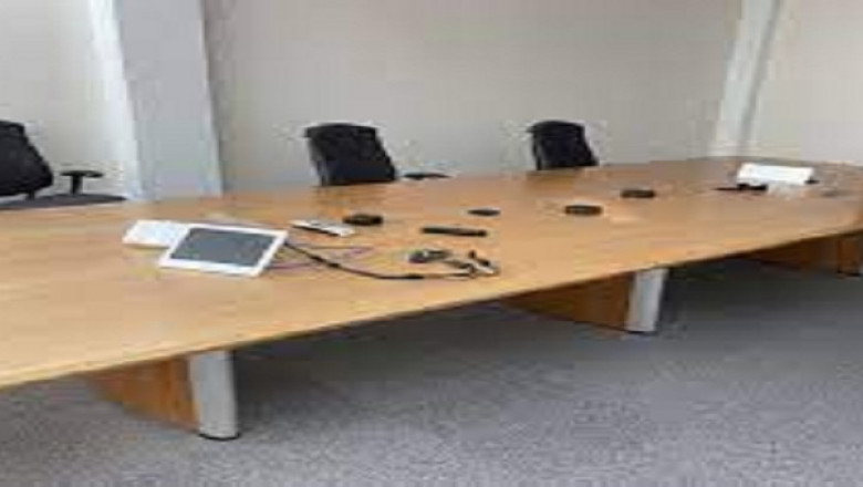 What Are the Benefits of New and Used Office Furniture?