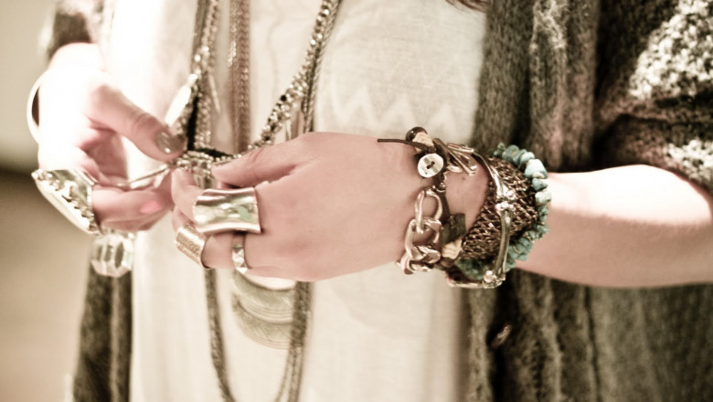 Wholesale Womens Accessories - Ideas That How To Sell Wholesale Womens Accessories!