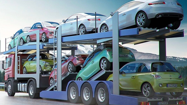 Top heavy hauling large cargo transportation services.