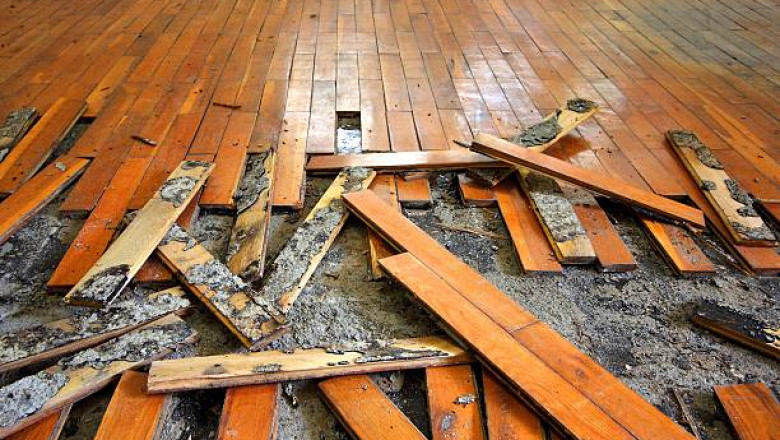 Why You Need to Call a Toronto Flooring Repair Company Now!