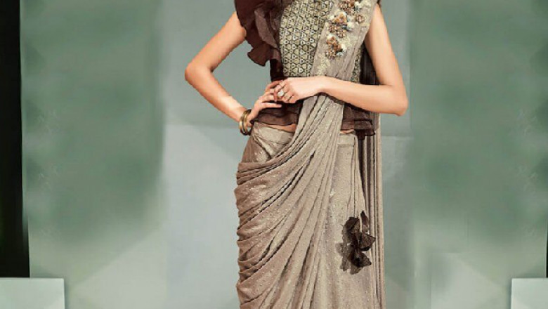 Growing Fame of Designer Sarees >>> shivanshmall.in