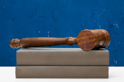 How to Choose the Right Litigation Law Firm for Your Case