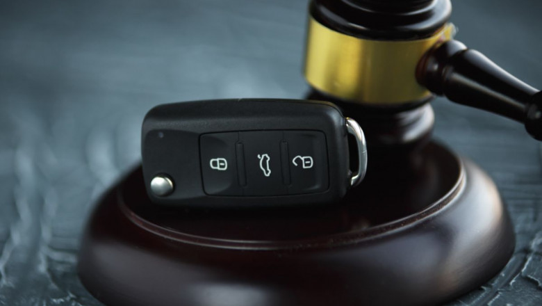 Common Traffic Violations Regarding Insurance and Accidents