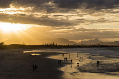 how to save money on largest hyperbaric chamber in the world