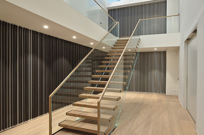 Questions to ask before hiring a home renovation expert