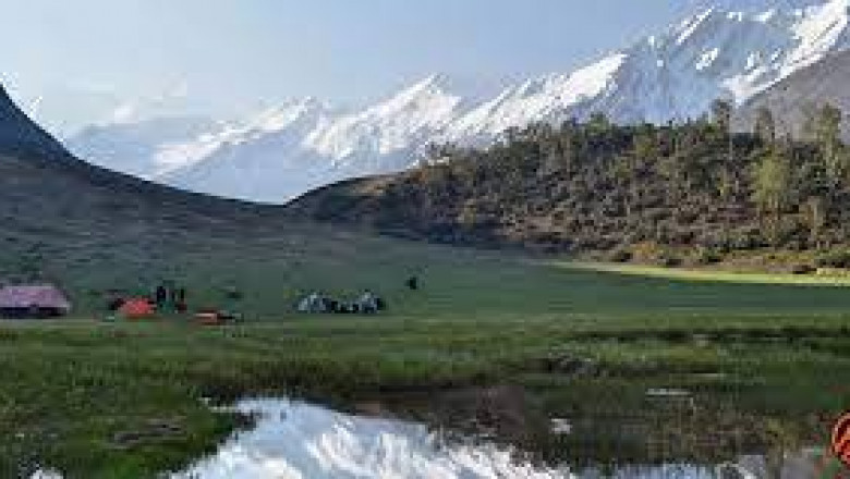 Ruinsara-lake-trek