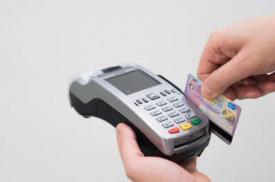 Tips to Protect Credit While Traveling