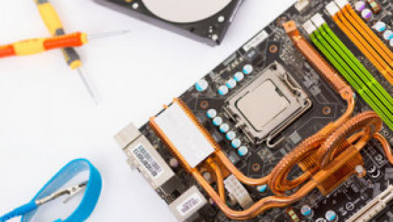 What Precautions Should be Taken Before Sending Laptop for Repair?