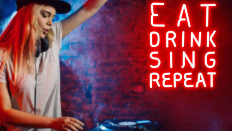 Five fancy neon custom bar signs for pubs
