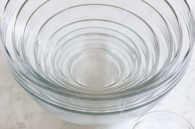 Can regular glass or glass bowls withstand high temperatures?