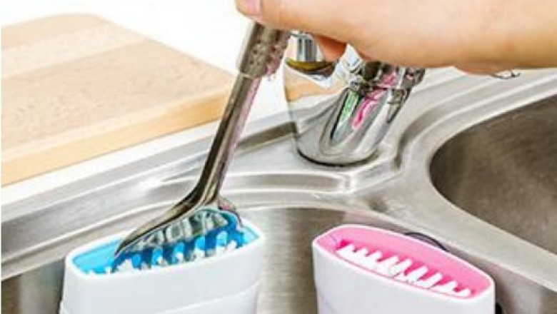 Alligator kitchen scrub online