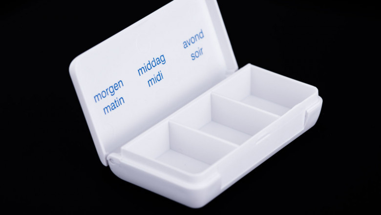 How does a plastic injection mold work?
