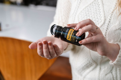 4 Ways You Can Have Essential Oils with You All Day Long