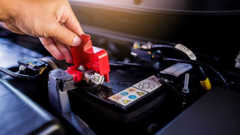 How Long Does a Car Battery Last In the UK? Let’s Find Out From Expert Mechanics
