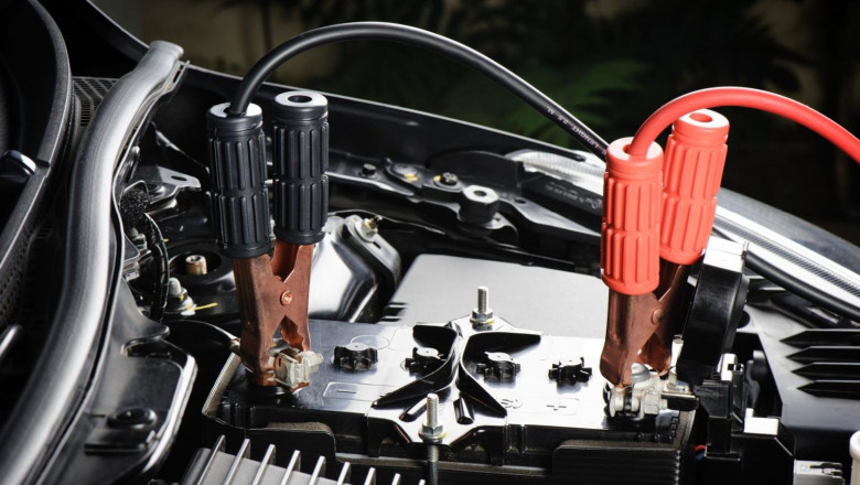 How to Boost A Car Battery Without Another Car?