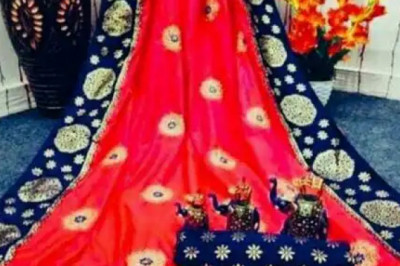 Want to buy fancy sarees below 1000? [For more info: 7737329741]