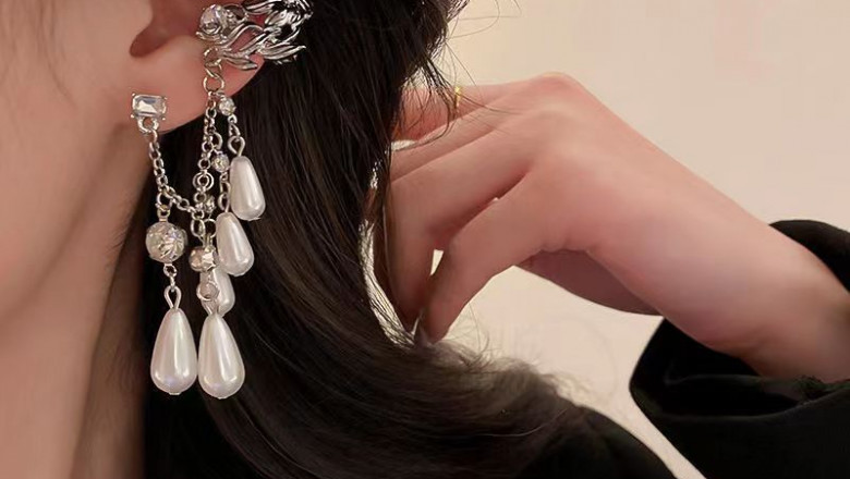 Where can I find Korean wholesale jewelry