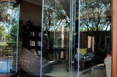 Ultra Slim Aluminium Sliding Doors