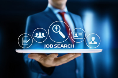 How Can a Recruiter Agency Help Your Company?