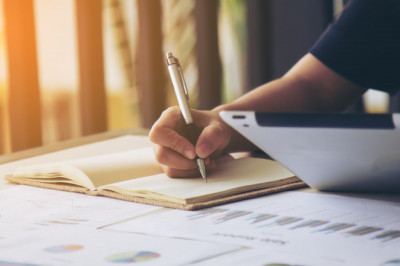 What are the guidelines to present an excellent coursework writing for business studies?