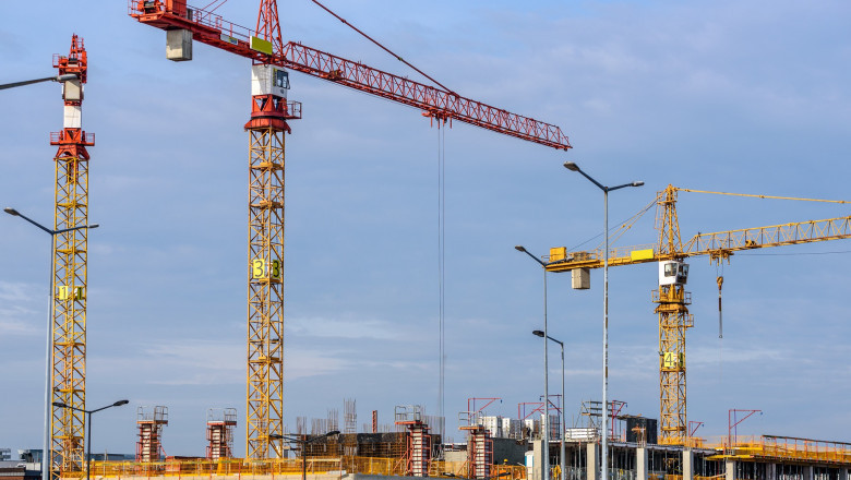 Choosing the Best Housing Contractor - 5-Point Guide