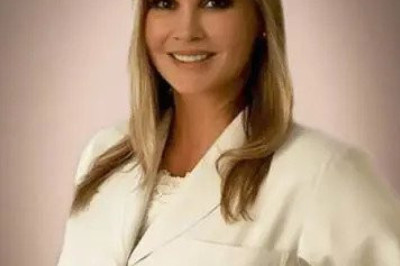Dr. Claudia Alves Silva Machado - Al Shunnar Plastic Surgery