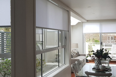 Driven spotlight bulbs provide advantages.