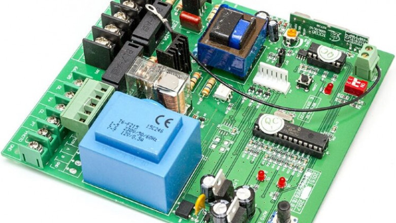 A Supercapacitor, Also Known As An Ultracapacitor, Store A Large Amount Of Electrical Charge