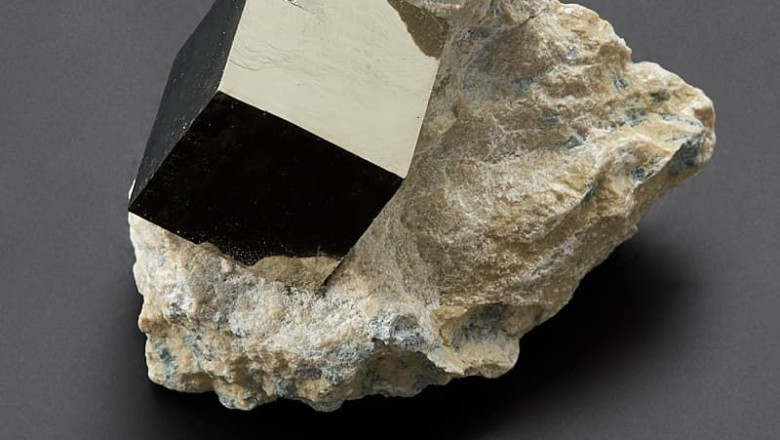 Here is the History of what Industrial Garnet is?