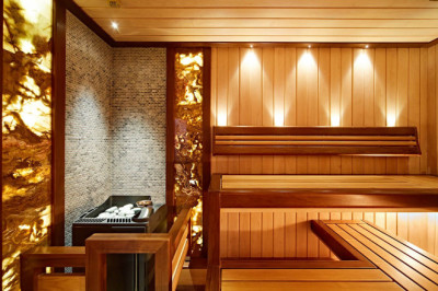 5 Perfect Skin Benefits of Sauna Bathing