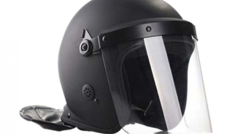 We Offer Riot Police Gear, Riot Gear Helmet, Riot Gear, Riot Helmet for Sale
