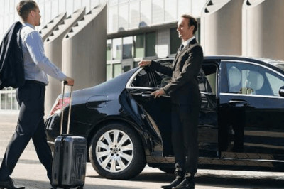 The advantages of using a limousine service in Boston