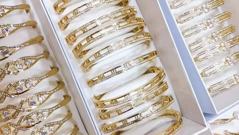 What jewelry is for good luck?